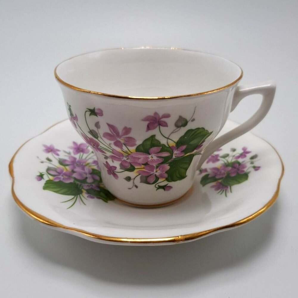 Rosina England Purple Violets Bone China Teacup Saucer Set Gold Accents Vintage